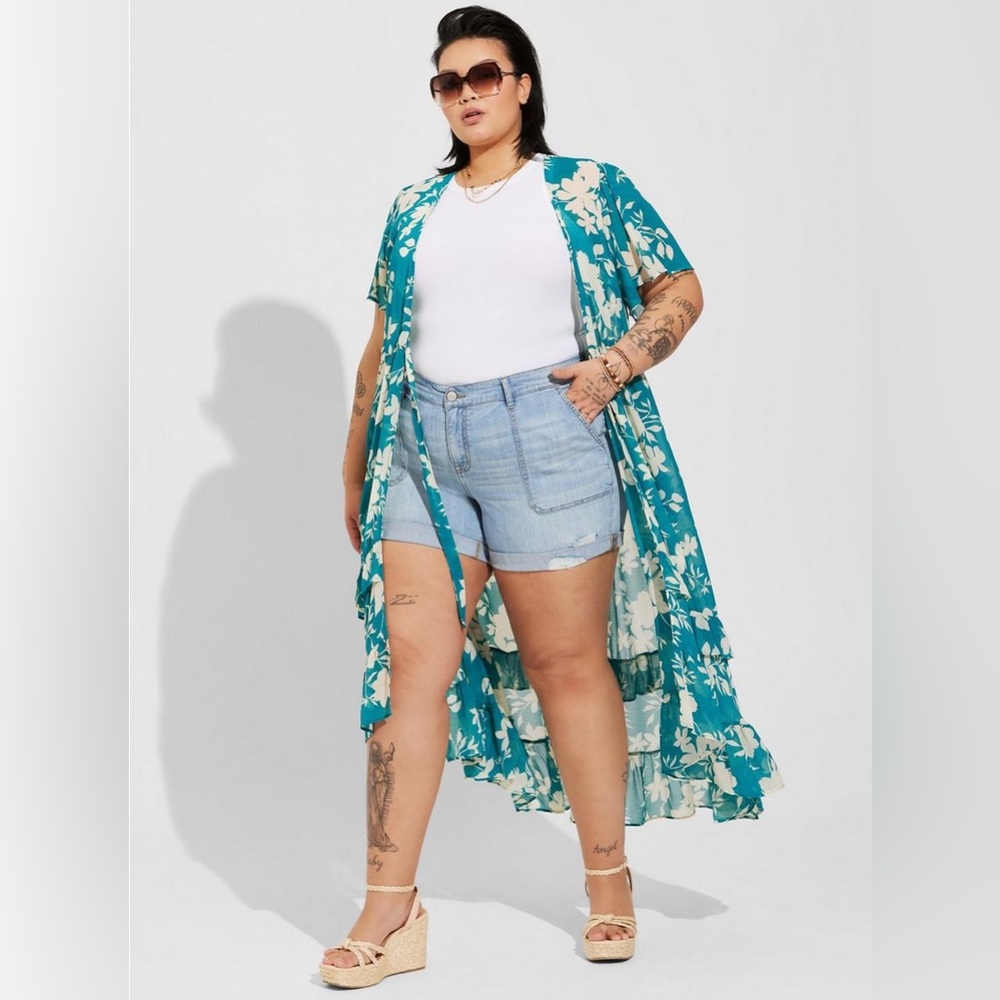 Torrid size 1 textured chiffon kimono